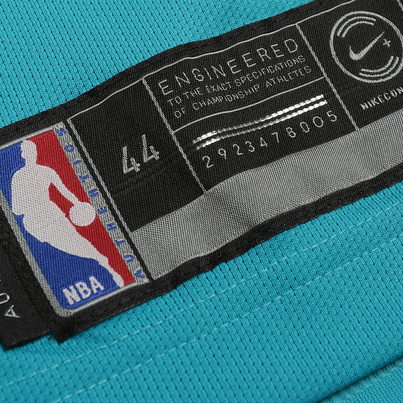 Мужская майка Jordan Kemba Walker Icon Edition Authentic Jersey (863016-428)  - цена, описание, фото 3